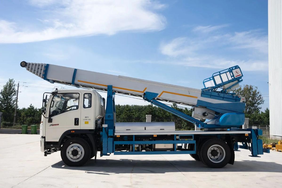 北川云梯上料车租赁费用