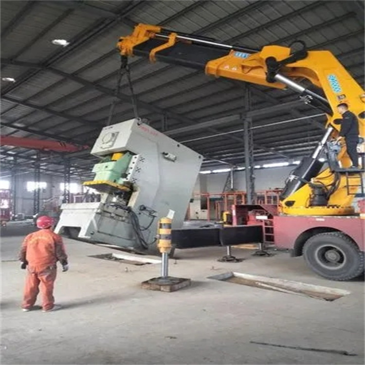 北川80吨折臂吊车出租附近电话